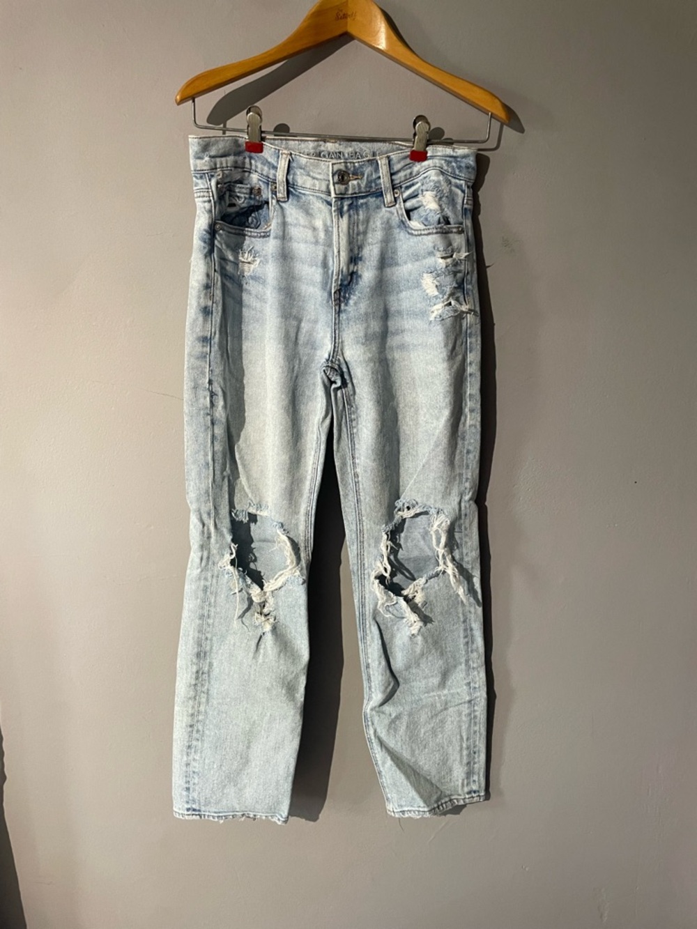 American Eagle Outfitters Light Blue Distressed Jeans
